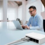 Switch niezarządzalny Qoltec przełącznik sieciowy 5 x port RJ45 | 100Mbps | Fast Ethernet | LAN - 7