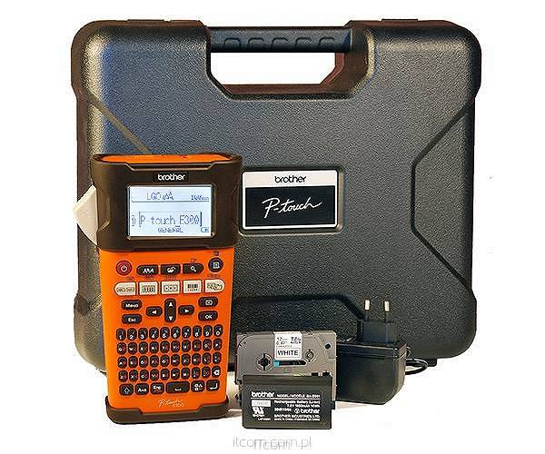 Drukarka dla elektryków do oznakowania kabli i urządzeń sieciowych Brotehr P-Touch PT-E300VP w przenośnym zestawie z walizką.